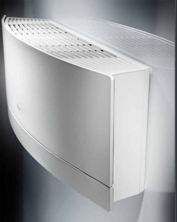 Emura Ftxj mural blanc